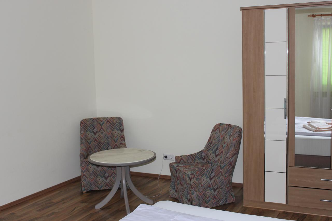 Dittwar Monteurzimmer Ferienwohnungen Fritsche-Tauberbischofsheim מראה חיצוני תמונה